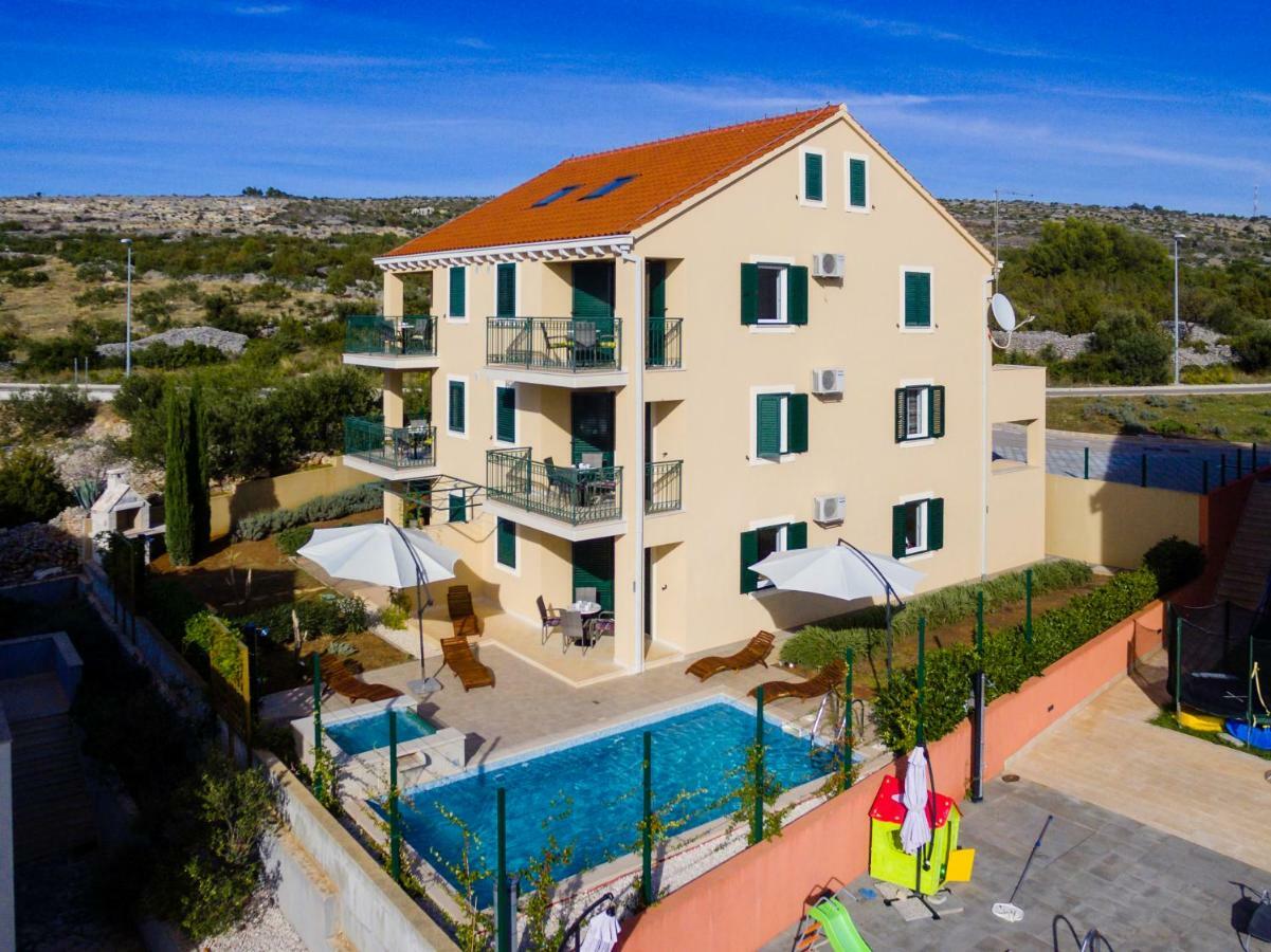 Mimoza Appartement *